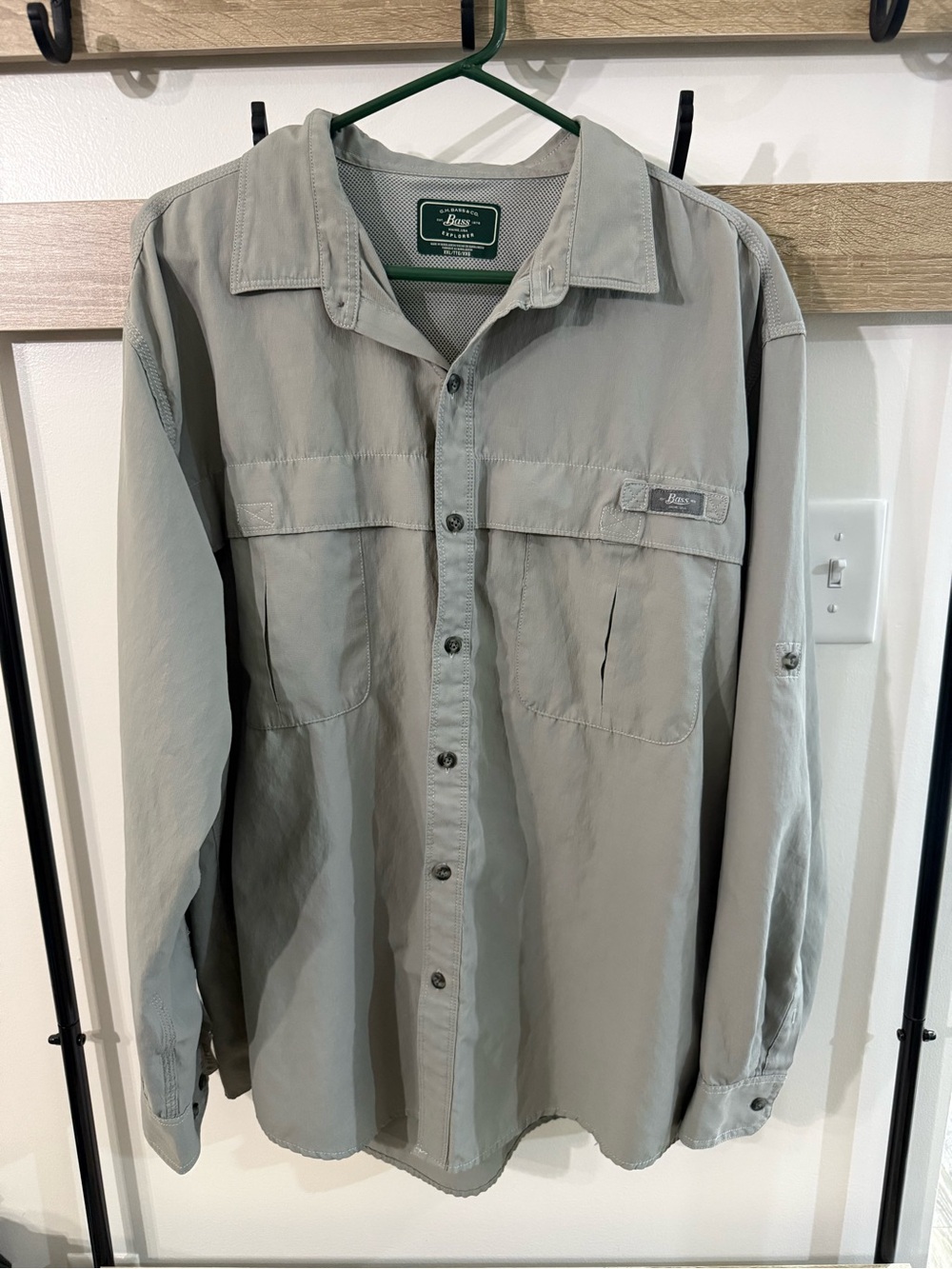 Bass Men's Lightweight Button-Up Shirt Jacket in Light Gray